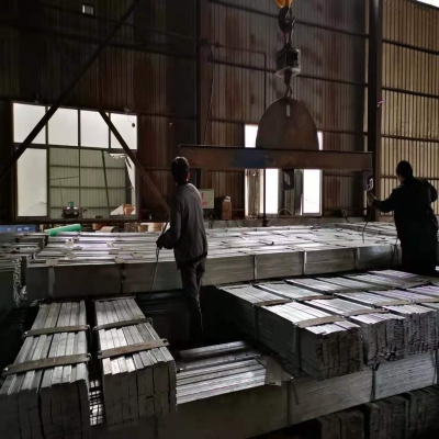 鋼材期貨上漲，熱鍍鋅扁鋼出貨良好